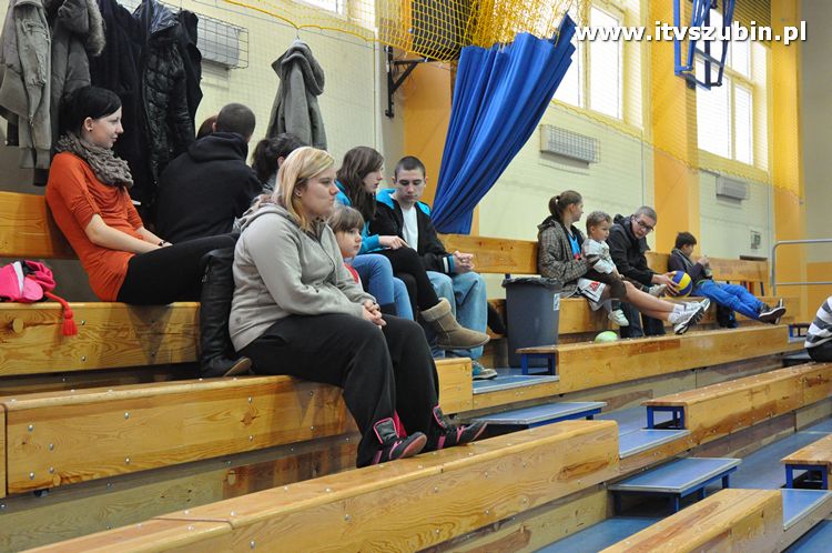 Piłka Siatkowa Kobiet - eliminacje do XIV IOSW Tuchola - Londyn 2012.