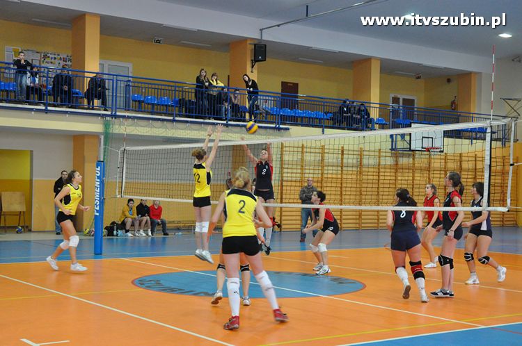 Piłka Siatkowa Kobiet - eliminacje do XIV IOSW Tuchola - Londyn 2012.