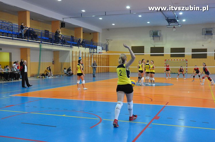 Piłka Siatkowa Kobiet - eliminacje do XIV IOSW Tuchola - Londyn 2012.