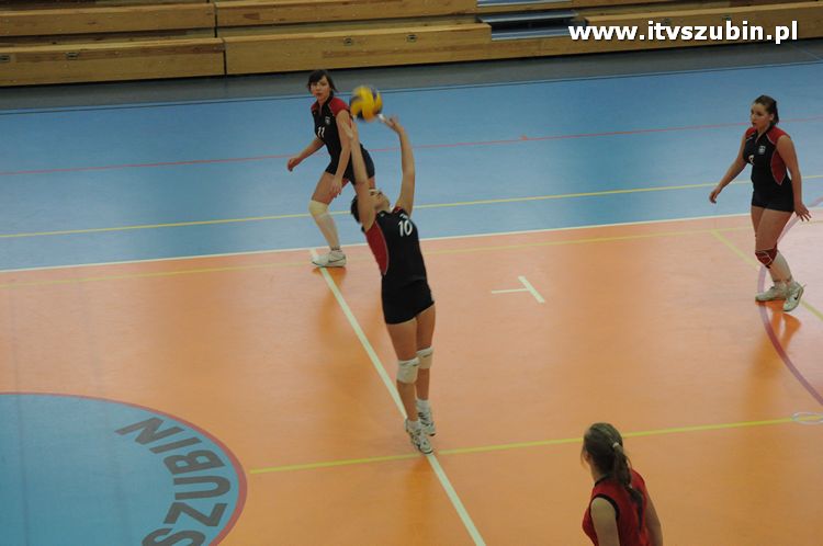 Piłka Siatkowa Kobiet - eliminacje do XIV IOSW Tuchola - Londyn 2012.