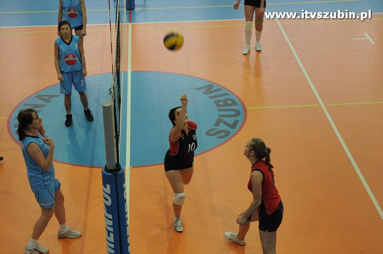 Piłka Siatkowa Kobiet - eliminacje do XIV IOSW Tuchola - Londyn 2012.