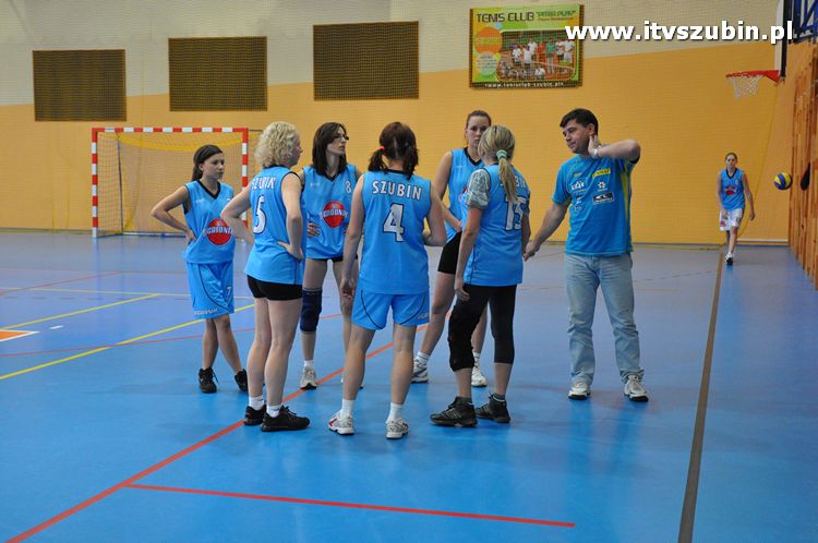 Piłka Siatkowa Kobiet - eliminacje do XIV IOSW Tuchola - Londyn 2012.