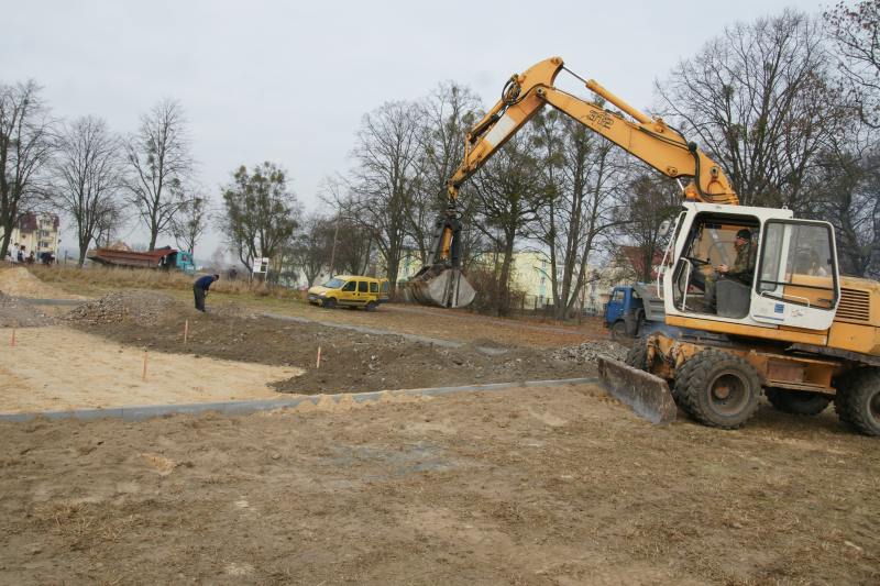 Rozpoczęła się budowa lądowiska dla helikoptera.
