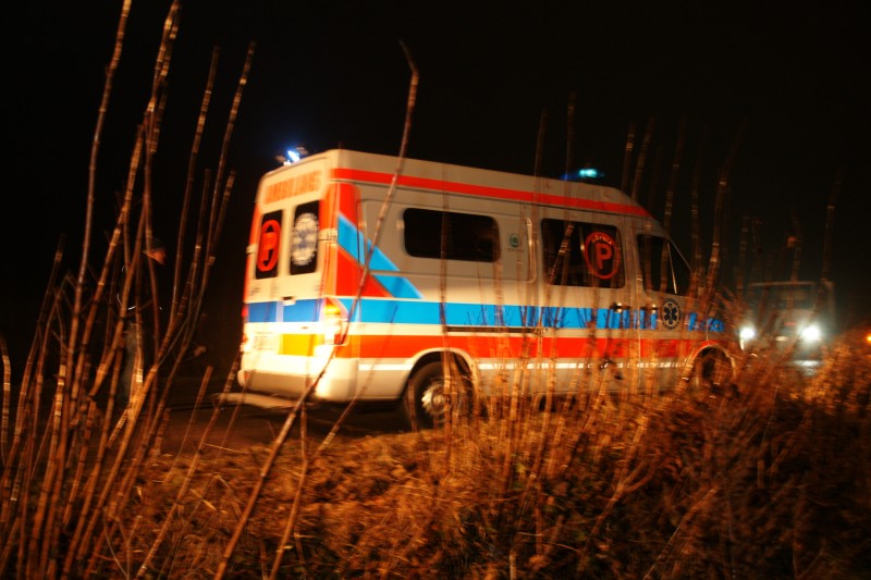 Dachowanie we mgle na drodze z Iwna do Łankowic