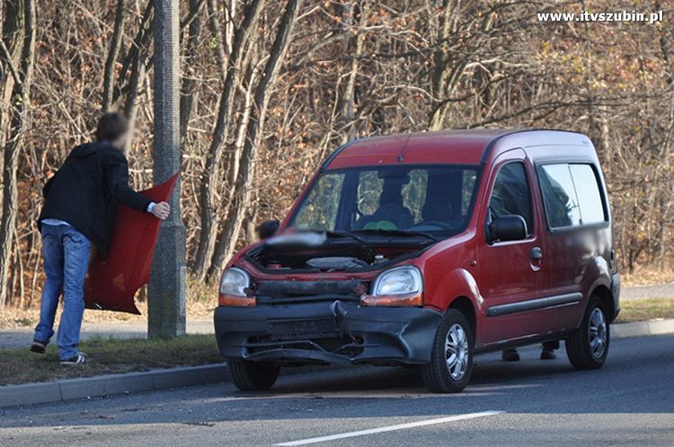 Zdarzenie drogowe na ulicy Jana Pawła II w Szubinie