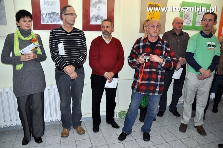 Betlejemskie Światełko Pokoju 2011 zapłonęło na szubińskim rynku