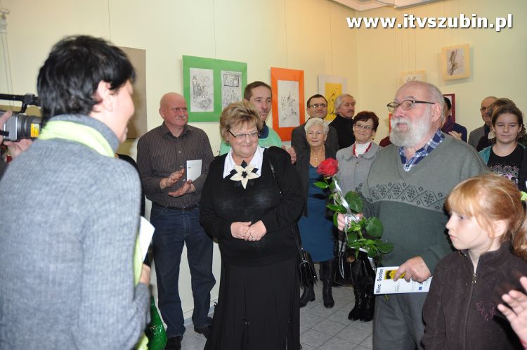 Betlejemskie Światełko Pokoju 2011 zapłonęło na szubińskim rynku