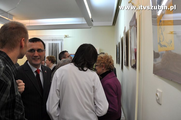 Betlejemskie Światełko Pokoju 2011 zapłonęło na szubińskim rynku