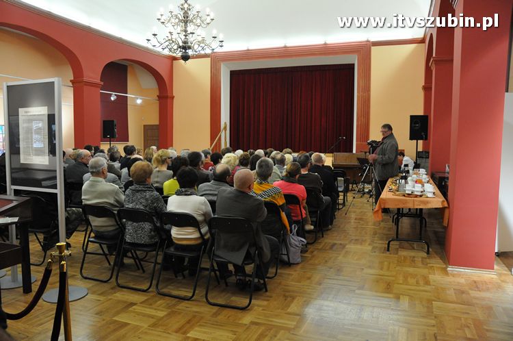 Wernisaż z okazji 30. rocznicy wprowadzenia Stanu Wojennego
