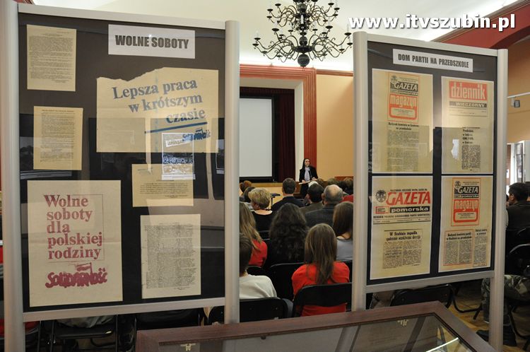 Wernisaż z okazji 30. rocznicy wprowadzenia Stanu Wojennego