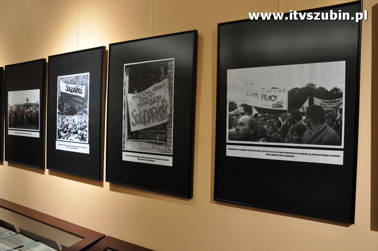 Wernisaż z okazji 30. rocznicy wprowadzenia Stanu Wojennego