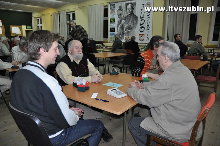 Nocny Mikołajkowy Turniej Brydża Sportowego w Szubinie