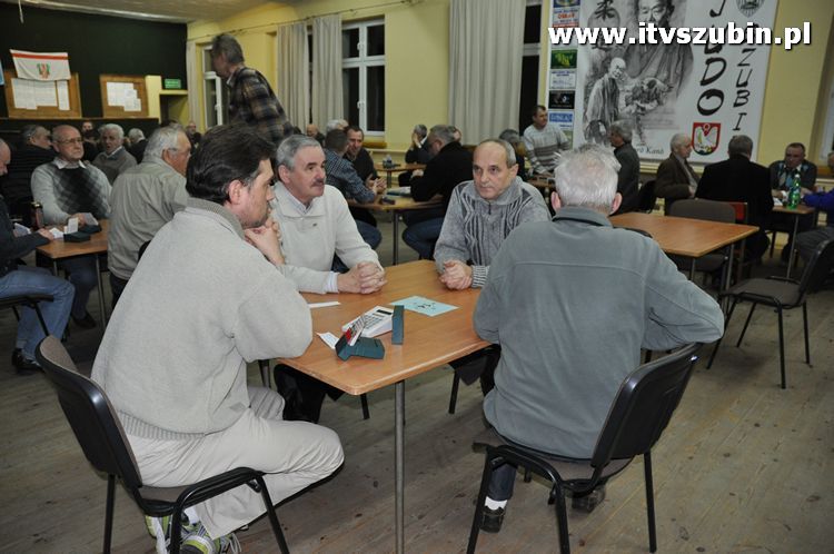 Nocny Mikołajkowy Turniej Brydża Sportowego w Szubinie