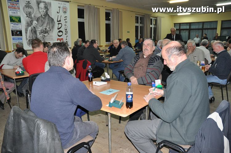 Nocny Mikołajkowy Turniej Brydża Sportowego w Szubinie