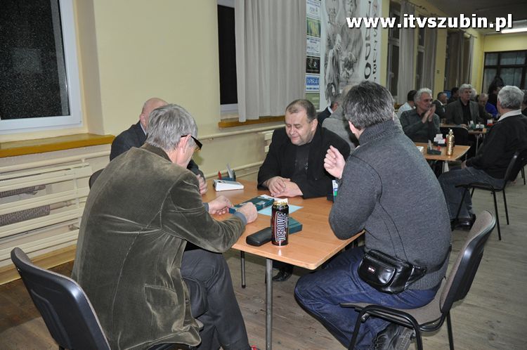 Nocny Mikołajkowy Turniej Brydża Sportowego w Szubinie