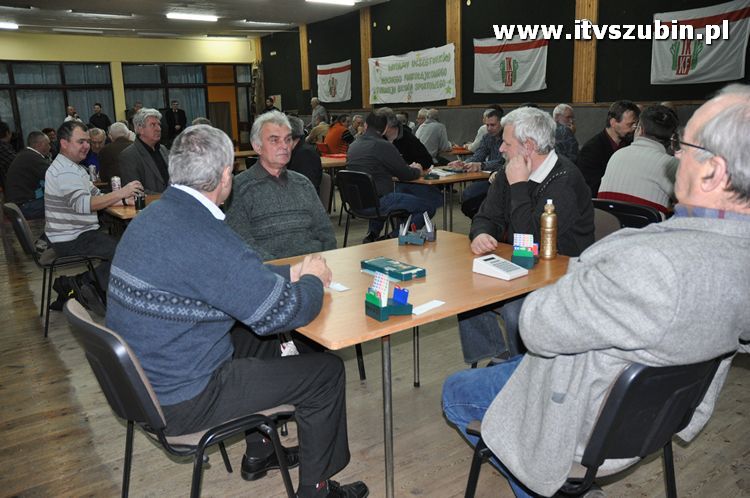 Nocny Mikołajkowy Turniej Brydża Sportowego w Szubinie