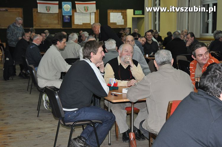 Nocny Mikołajkowy Turniej Brydża Sportowego w Szubinie