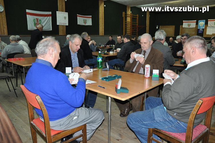 Nocny Mikołajkowy Turniej Brydża Sportowego w Szubinie