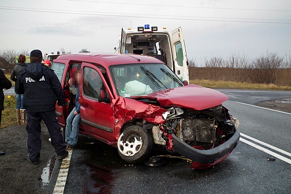 Wypadek w Śmielinie.