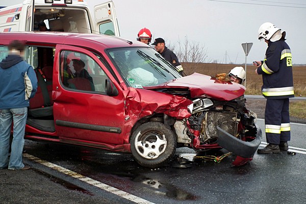 Wypadek w Śmielinie.