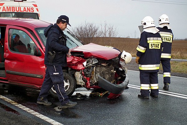 Wypadek w Śmielinie.