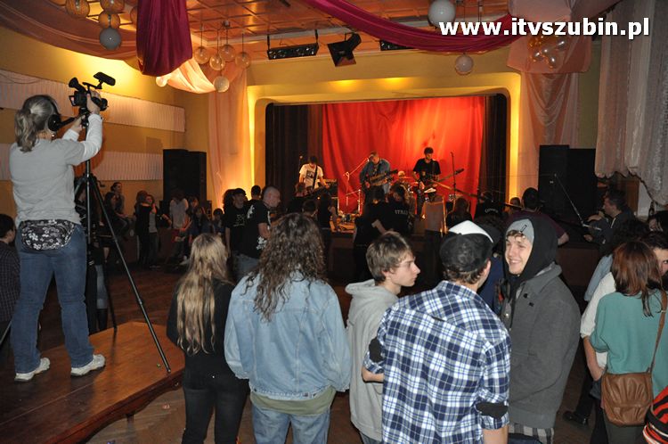 Charytatywny Bal Andrzejkowy i Mikołajkowy Koncert Rockowy dla Pawła.