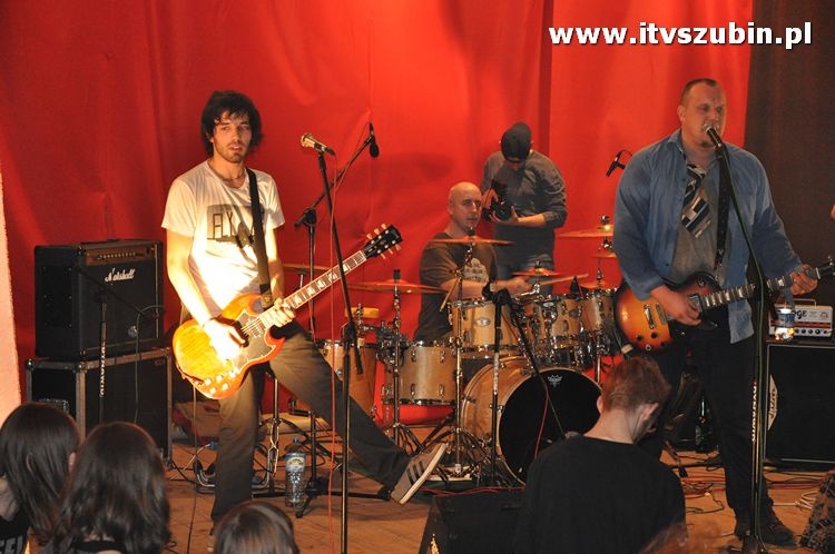 Charytatywny Bal Andrzejkowy i Mikołajkowy Koncert Rockowy dla Pawła.