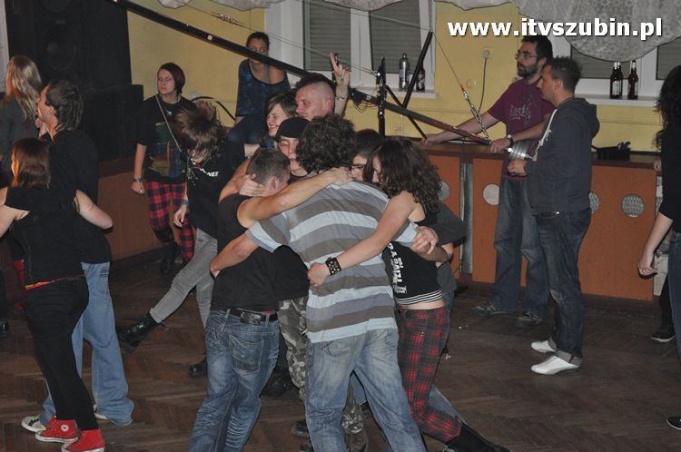 Charytatywny Bal Andrzejkowy i Mikołajkowy Koncert Rockowy dla Pawła.