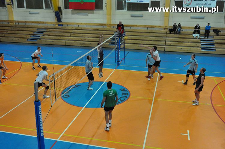 Turniej o Puchar Burmistrza Szubina w Piłce Siatkowej.