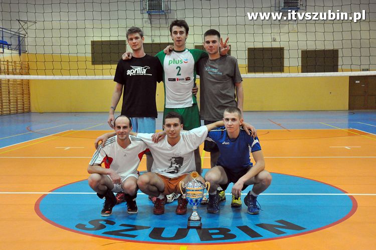 Turniej o Puchar Burmistrza Szubina w Piłce Siatkowej.
