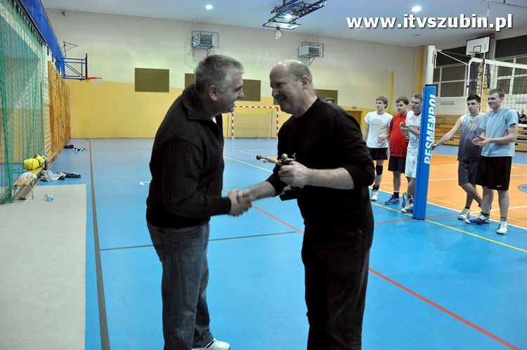 Turniej o Puchar Burmistrza Szubina w Piłce Siatkowej.