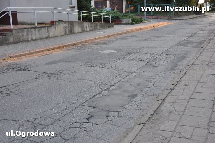 Remont ulicy J.Dąbrowskiego trwa. W kolejce czeka ulica Ogrodowa.