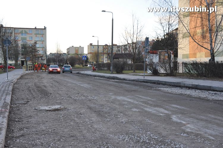 Remont ulicy J.Dąbrowskiego trwa. W kolejce czeka ulica Ogrodowa.