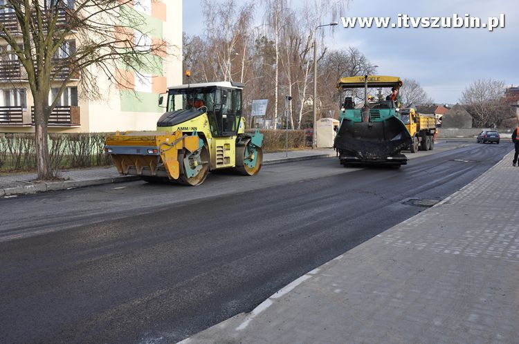 Remont ulicy J.Dąbrowskiego trwa. W kolejce czeka ulica Ogrodowa.