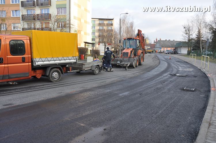 Remont ulicy J.Dąbrowskiego trwa. W kolejce czeka ulica Ogrodowa.