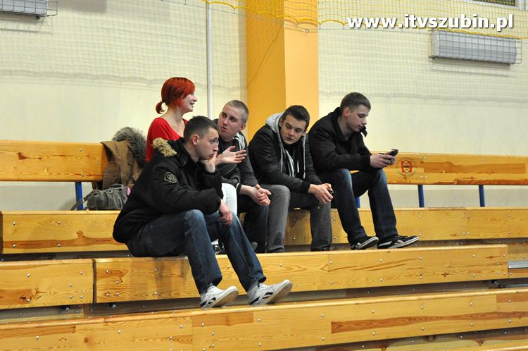 Zimowy Turniej w Piłce Siatkowej o puchar Prezesa STS Salsa 2011.