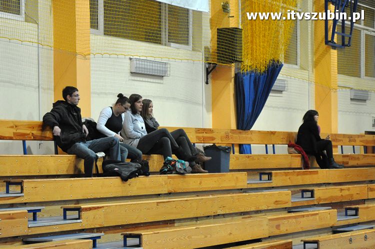 Zimowy Turniej w Piłce Siatkowej o puchar Prezesa STS Salsa 2011.