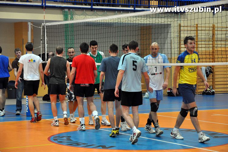 Zimowy Turniej w Piłce Siatkowej o puchar Prezesa STS Salsa 2011.