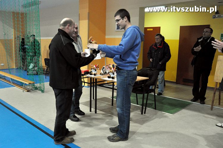 Zimowy Turniej w Piłce Siatkowej o puchar Prezesa STS Salsa 2011.