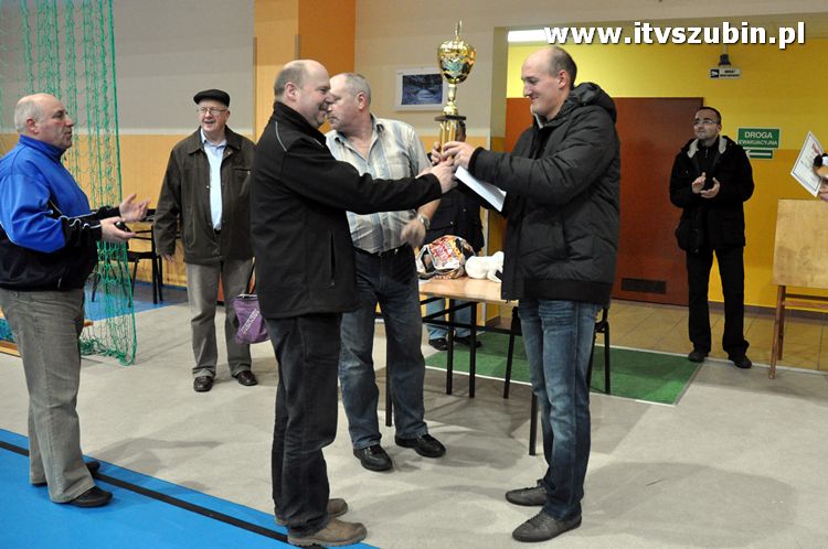 Zimowy Turniej w Piłce Siatkowej o puchar Prezesa STS Salsa 2011.