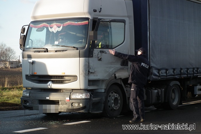 Kolizja na krajowej 10 w Lubaszczu