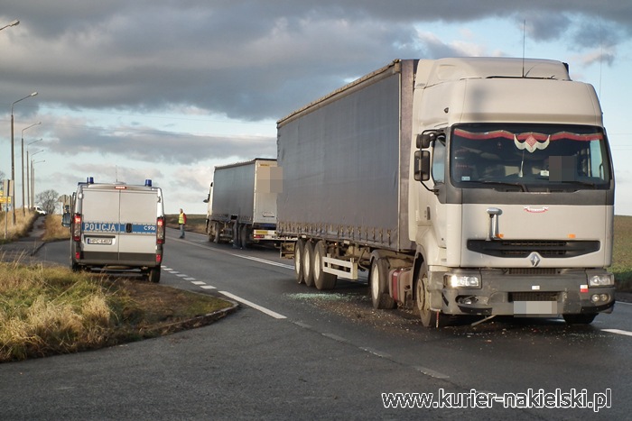Kolizja na krajowej 10 w Lubaszczu