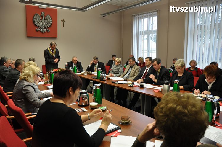 Budżet na 2012 dla Gminy Szubin przyjęty