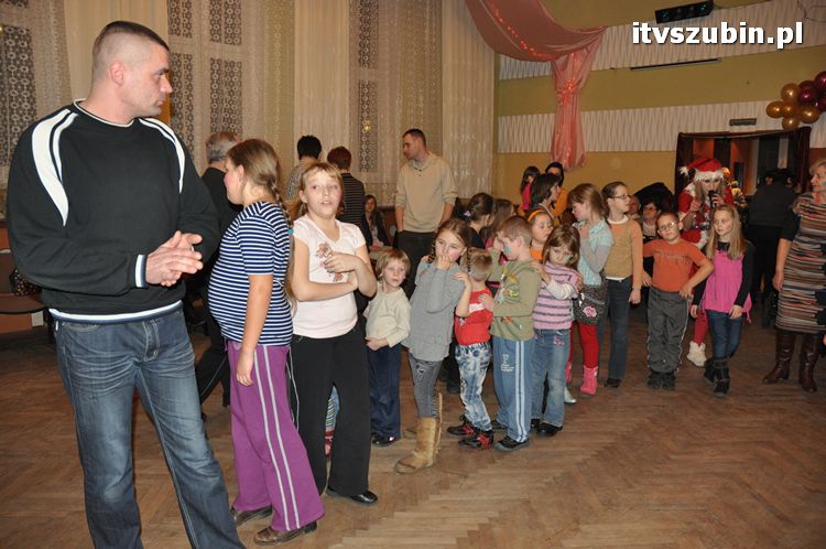 Spotkanie z Mikołajem i gwiazdkowo-noworoczna impreza dla dzieci w SDK