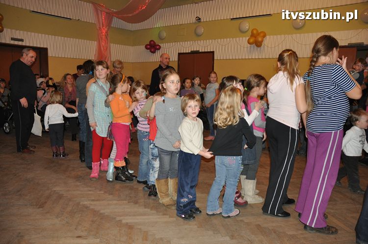 Spotkanie z Mikołajem i gwiazdkowo-noworoczna impreza dla dzieci w SDK