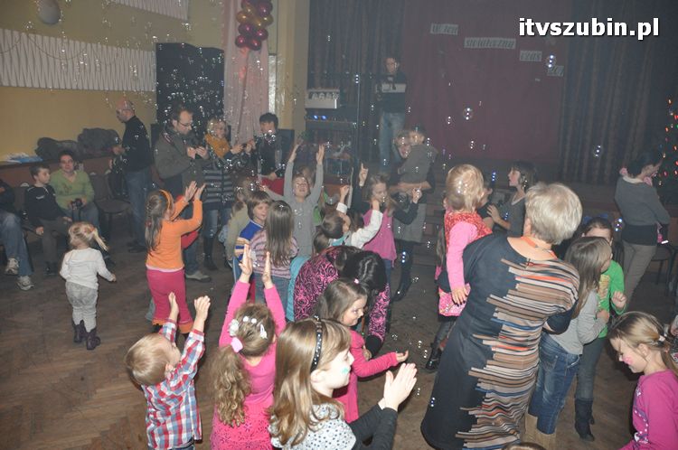 Spotkanie z Mikołajem i gwiazdkowo-noworoczna impreza dla dzieci w SDK