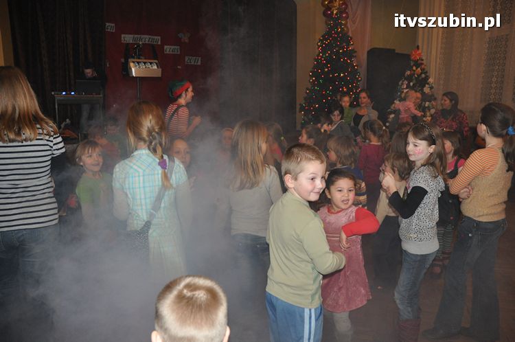 Spotkanie z Mikołajem i gwiazdkowo-noworoczna impreza dla dzieci w SDK