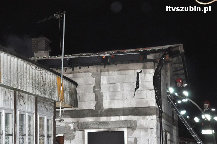 Dwa pożary, jedno zdarzenie drogowe w przeciągu dwóch godzin