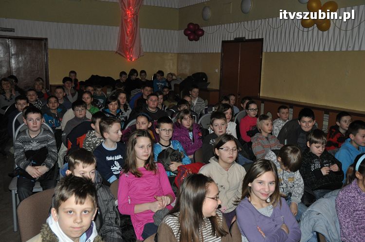 Jasełka w wykonaniu uczniów i nauczycieli z ZSS w Szubinie