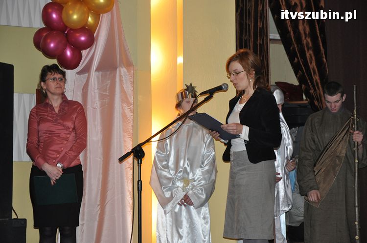 Jasełka w wykonaniu uczniów i nauczycieli z ZSS w Szubinie